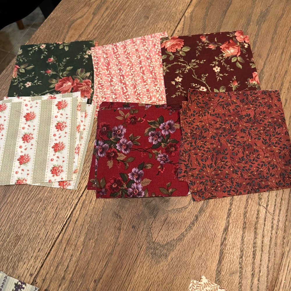 98 Precut 5 Inch Fabric Quilt Squares Floral Botanical Cotton Patchwork Lot - Picture 3 of 8